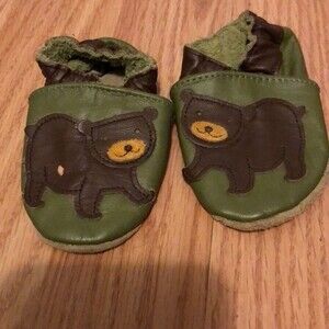 Robeez moccasins size 0-6 months